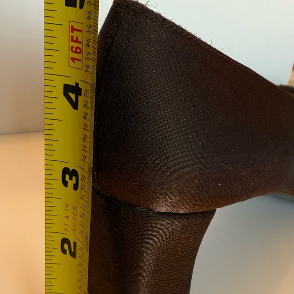 Stuart Weitzman Brown Lamé Dark Rhinestone Accent Block Heel Slip On Pumps 7.5B - Picture 14 of 14